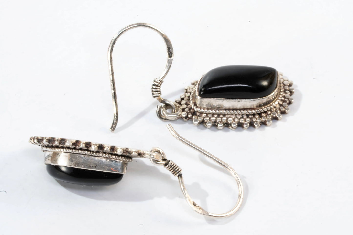 Boucles d'oreilles dormeuses en Argent avec pierres Onyx noires Ma boutique