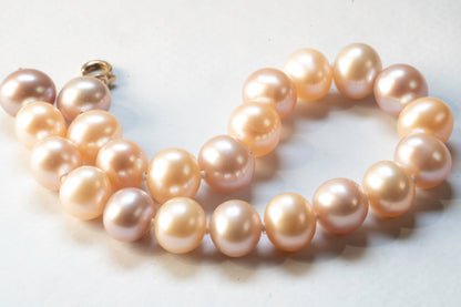Bracelet Perles de Culture Nouées et Or Jaune 18K