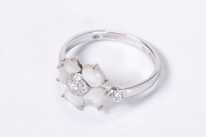 Bague Mauboussin Éternité Tendresse – Or Blanc, Nacre et Diamants