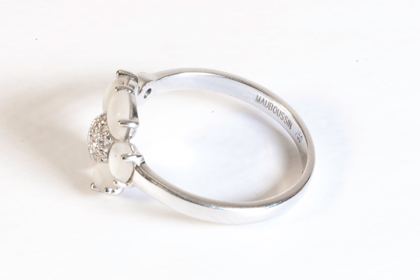 Bague Mauboussin Éternité Tendresse – Or Blanc, Nacre et Diamants