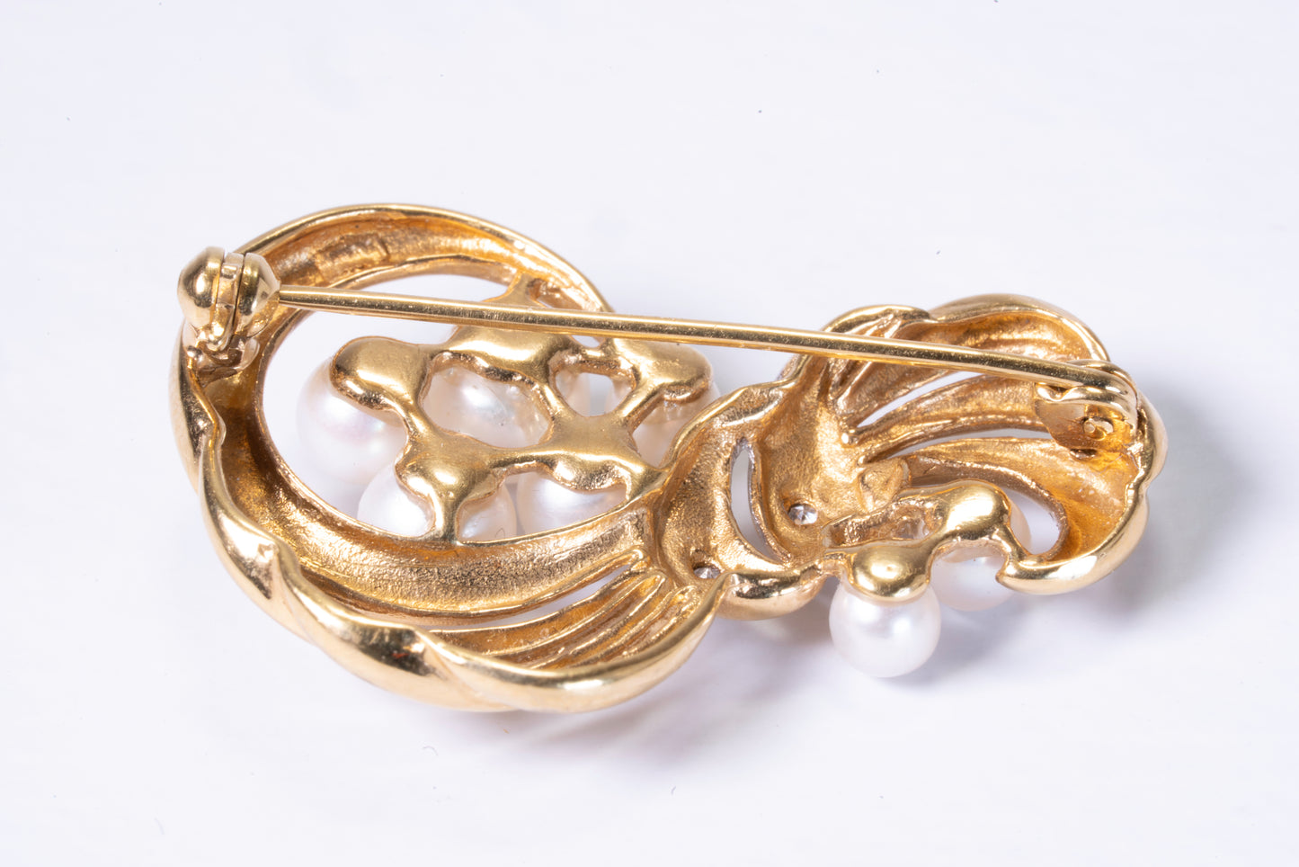 Broche Or Jaune 18K, Perles de Culture et Pavage Diamants