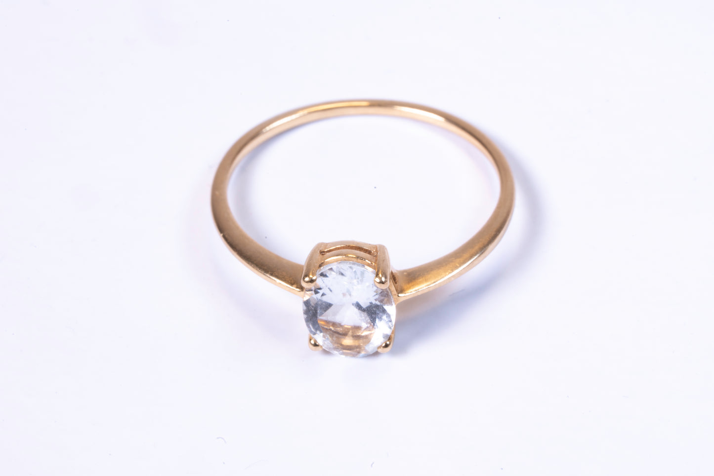 Solitaire Or Jaune 18K et Aigue-Marine Ovale