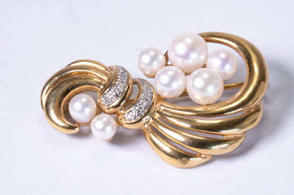 Broche Or Jaune 18K, Perles de Culture et Pavage Diamants