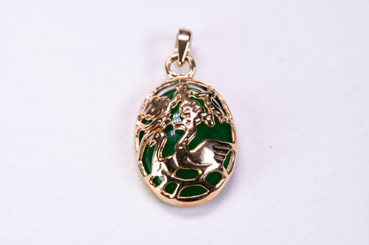 Pendentif Oval en plaqué or et Cabochon de Jade Vert