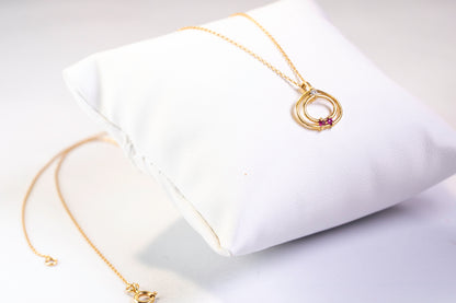Collier Pendentif Cercles Entrelacés en Or 18k, Rubis et Diamant