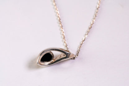 Collier Pendentif Ambre Naturelle et Argent Ciselé