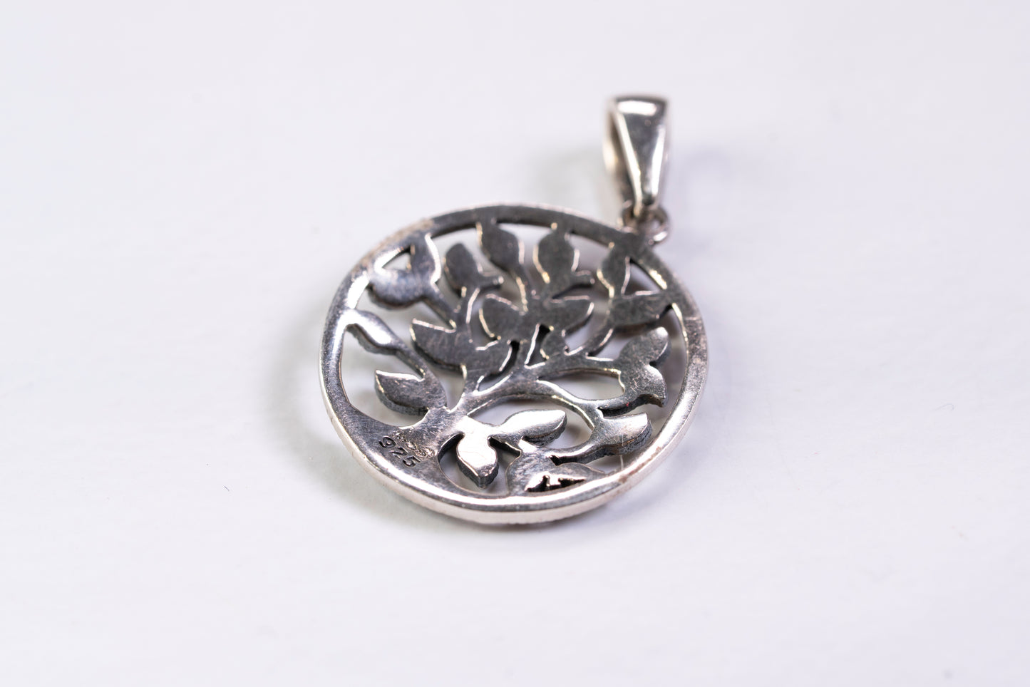 Pendentif Arbre de Vie Circulaire en Argent Vieilli et Marcassites