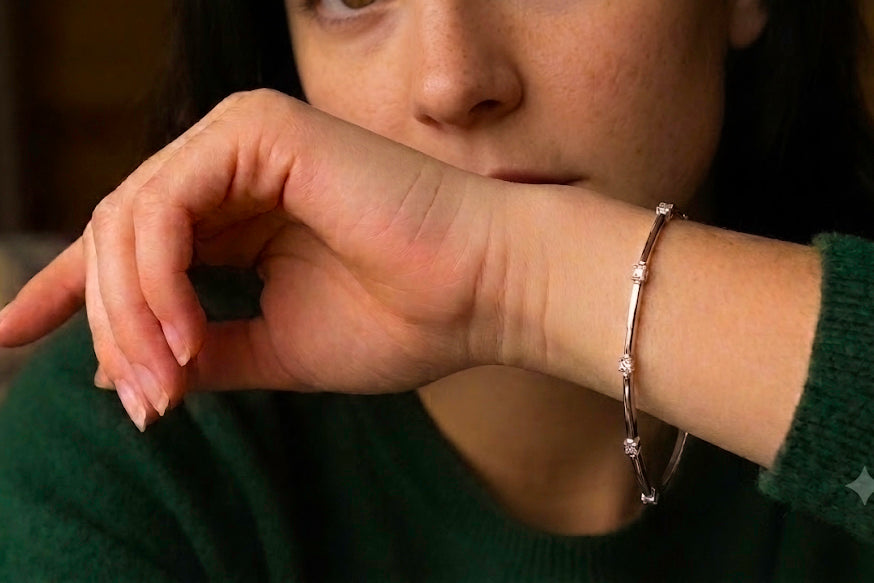Bracelet Bâtons Or Blanc 18k et Diamants, Double Sécurité Huit