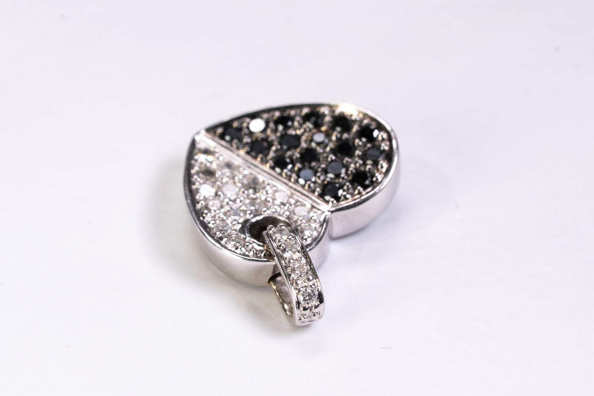 Pendentif Cœur Graphique en Or Blanc 18k, Pavage Diamants Blancs et Noirs